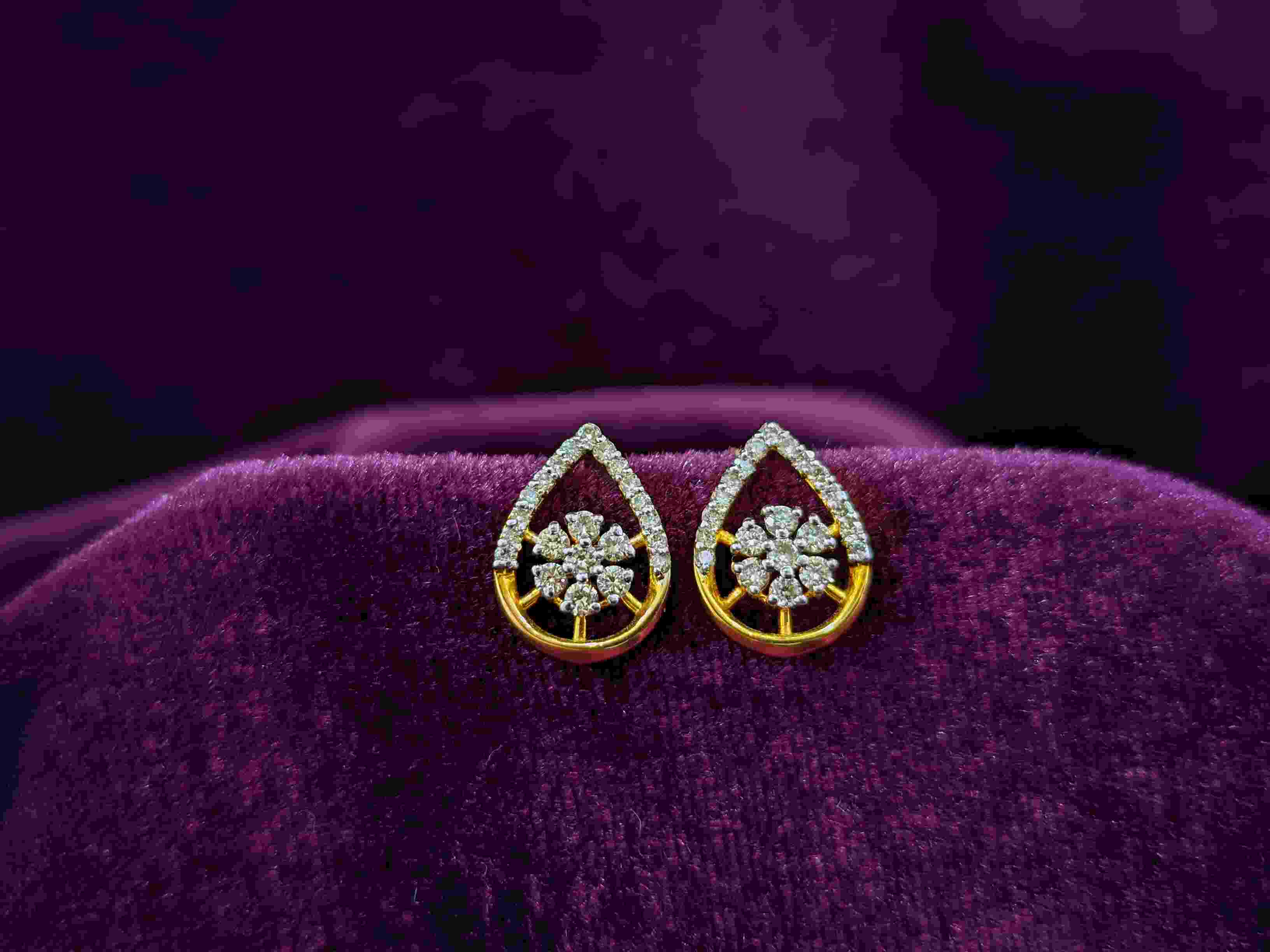 DIAMOND TOPS