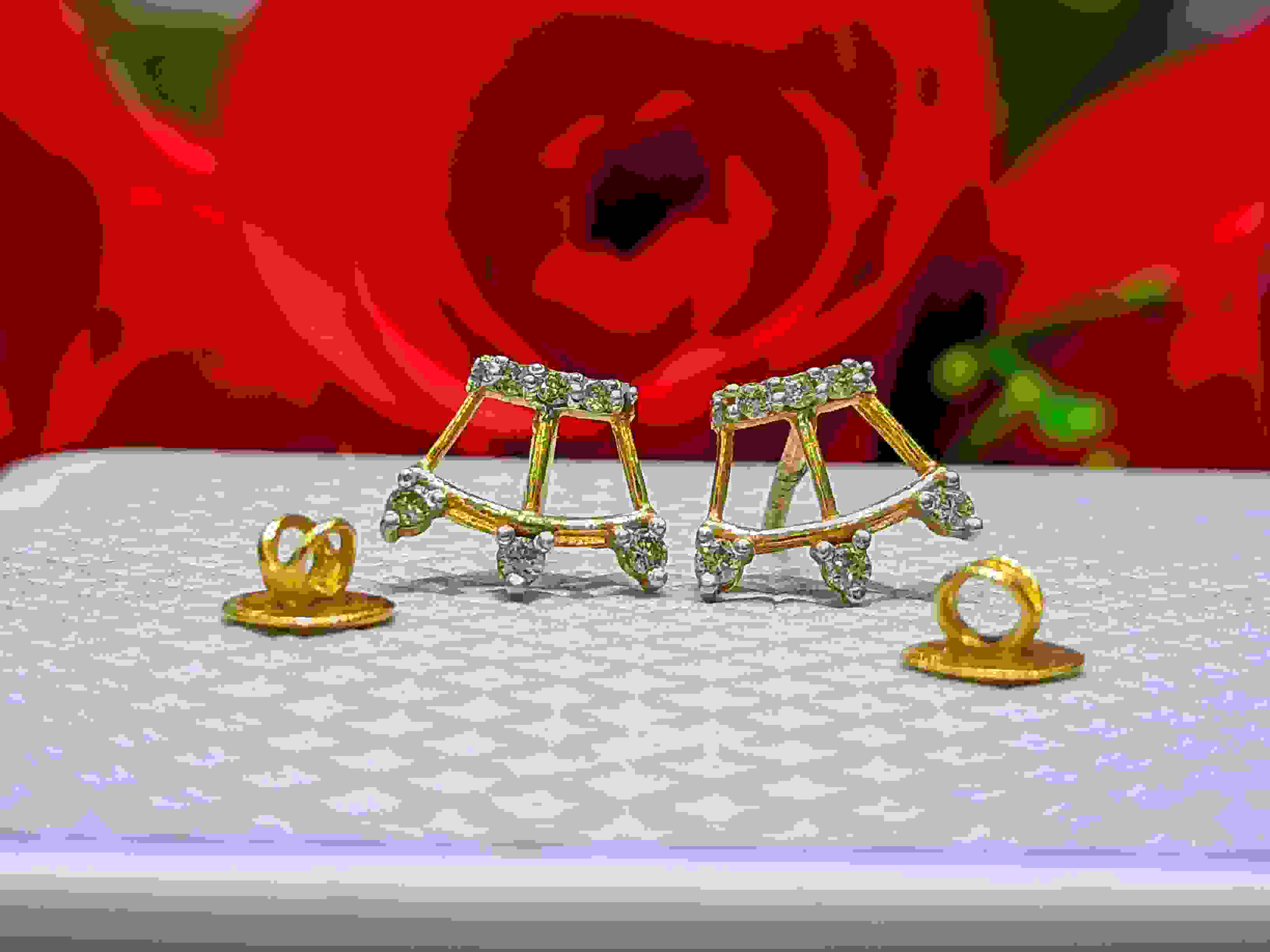 DIAMOND TOPS